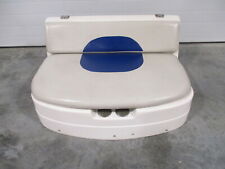 2005 Hurricane Sundeck Sd257dc Boat Engine Cover Seat