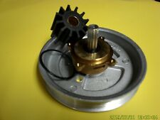Volvo Penta Raw Water Sea Pump 3.0 L 4 Cylinder Only Pulley And Impeller Only